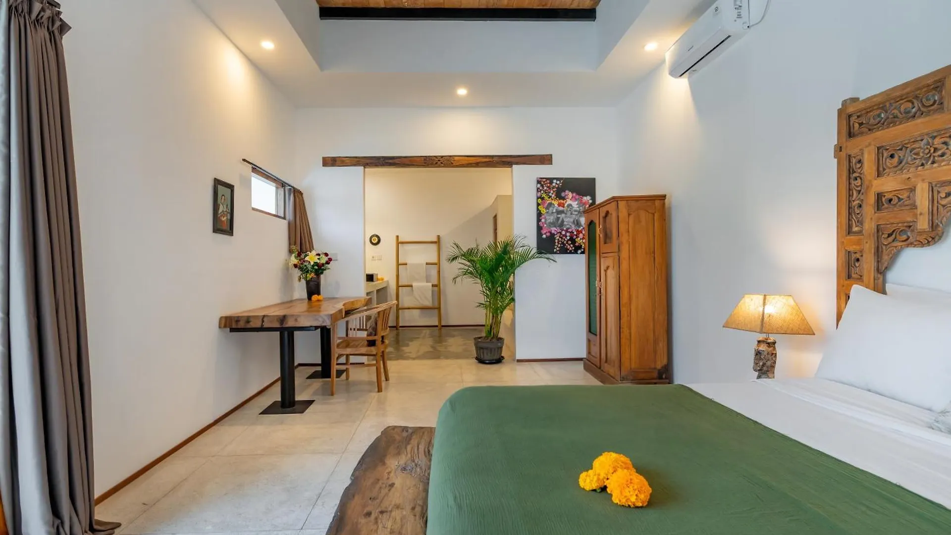 Villa Wuizy By Dreamawaybali Seminyak